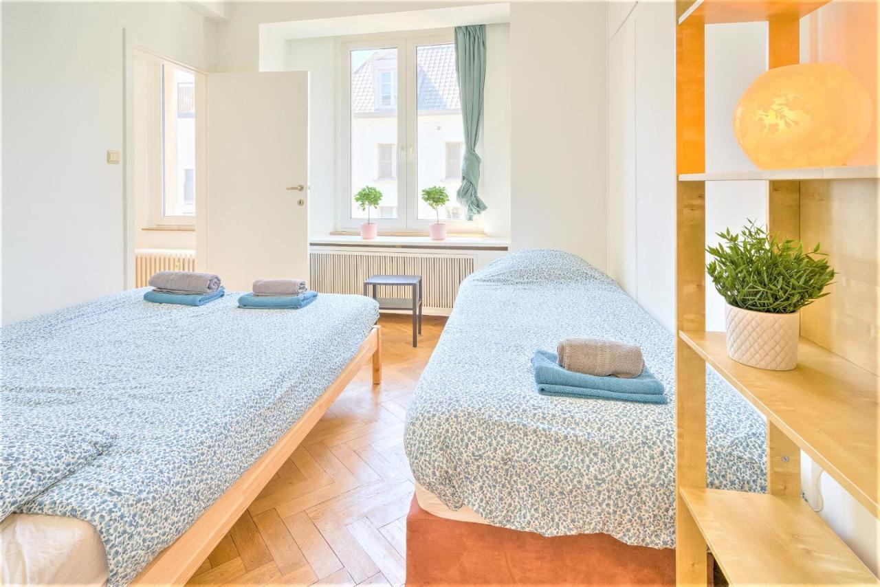 Cauliflower Lodge. Apartment In Heart Of Антверпен Экстерьер фото